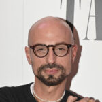 Stylista hvězd Filip Vaněk měl nádor v krku. „Nejlepší byla narkóza,“ vtipkuje Stylista hvězd Filip Vaněk měl nádor v krku