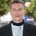 „Co je vám do toho?“ Stylový Daniel Krejčík po bolestivém období vynesl unikátní model a prozradil, jak to má se Stropnickým