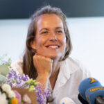 Barbora Strýcová otevřeně o mateřství a přísné výchově. Máma nás trestala i za minutu zpoždění, přiznala Barbora Strýcová otevřeně o mateřství a přísné výchově